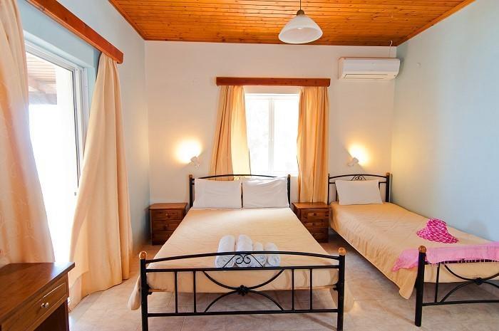 Arba Rooms Marathiás Pokoj fotografie